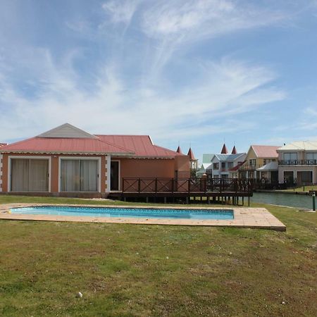 Marina Sands Villa Jeffreys Bay Exterior foto