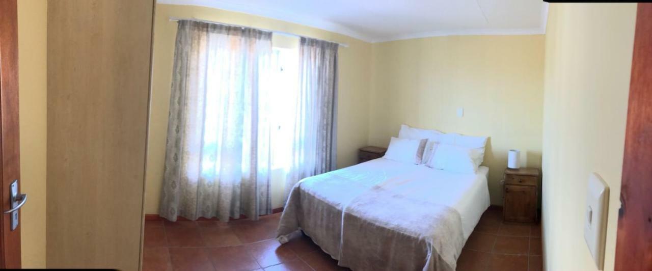 Marina Sands Villa Jeffreys Bay Exterior foto